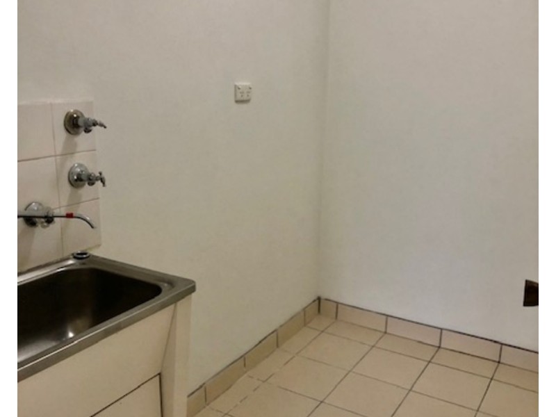 37/127 The Crescent, Fairfield NSW 2165