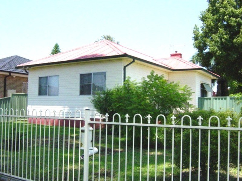 243 Ware Street, Fairfield NSW 2165
