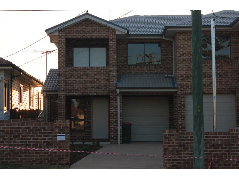 10 Slender Avenue, Fairfield Heights NSW 2165