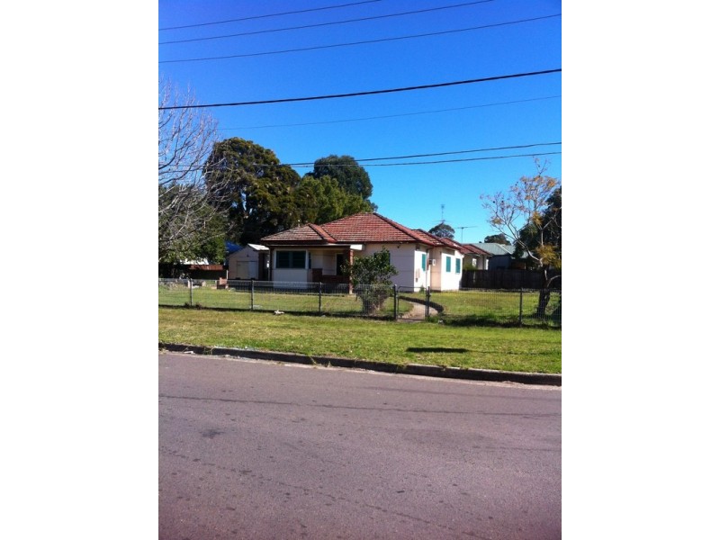 15 Adam Street, Fairfield NSW 2165