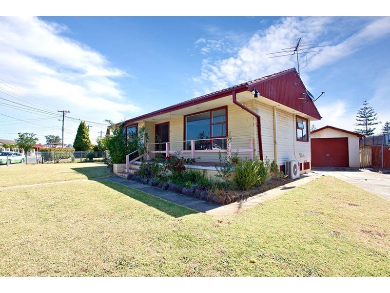28 Hemingway Crescent, Fairfield NSW 2165