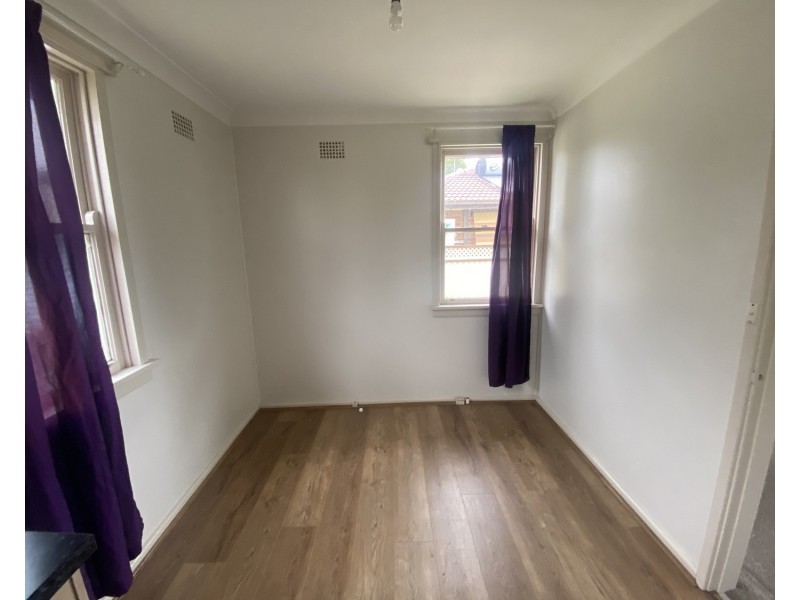 24 Jordan Street, Fairfield West NSW 2165