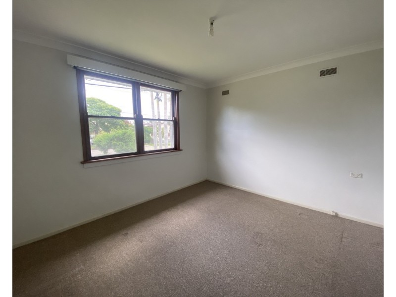 24 Jordan Street, Fairfield West NSW 2165