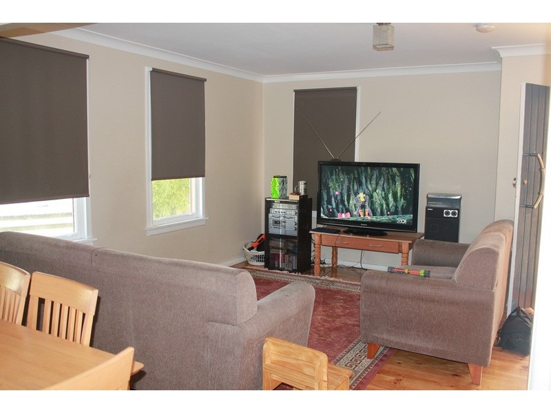 8 Eyre Street, Smithfield NSW 2164