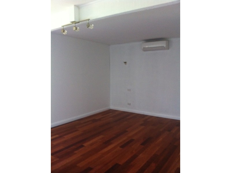 4 Twentyseventh Avenue, West Hoxton NSW 2171