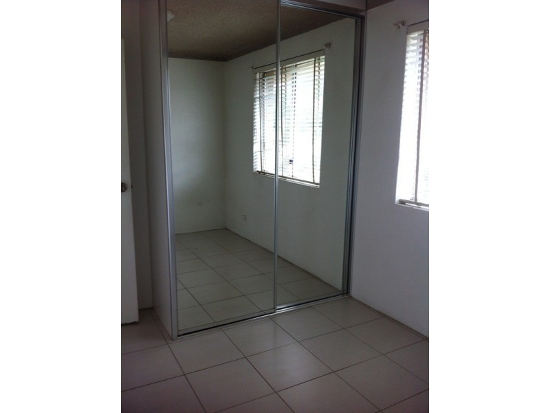 12/21 York Street, Fairfield NSW 2165