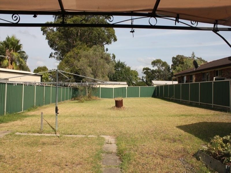 167 Sackville Street, Fairfield NSW 2165