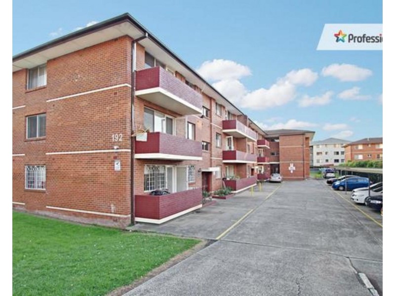 6/192 Sandal Crescent, Carramar NSW 2163