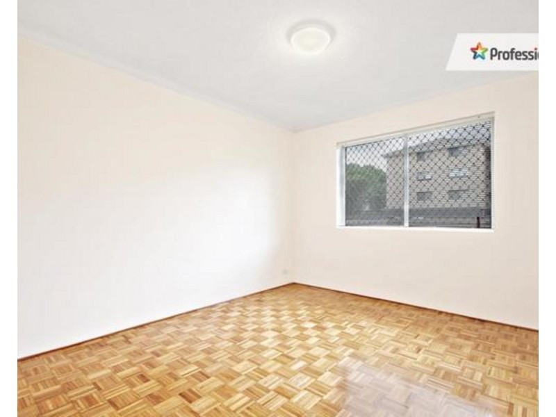 6/192 Sandal Crescent, Carramar NSW 2163