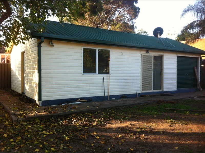 Fairfield East NSW 2165