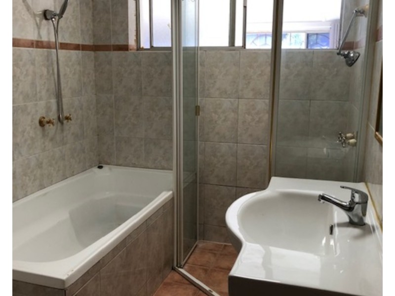 35 Maud Street, Fairfield West NSW 2165