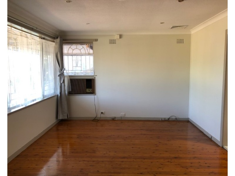 35 Maud Street, Fairfield West NSW 2165