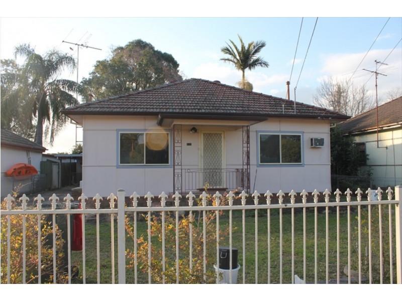 Fairfield East NSW 2165