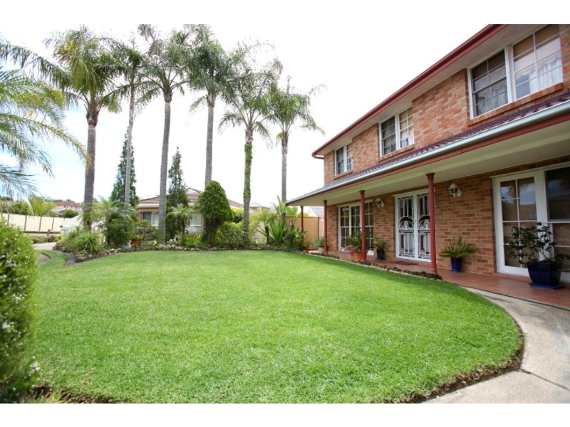 11 Monaro Close, Bossley Park NSW 2176