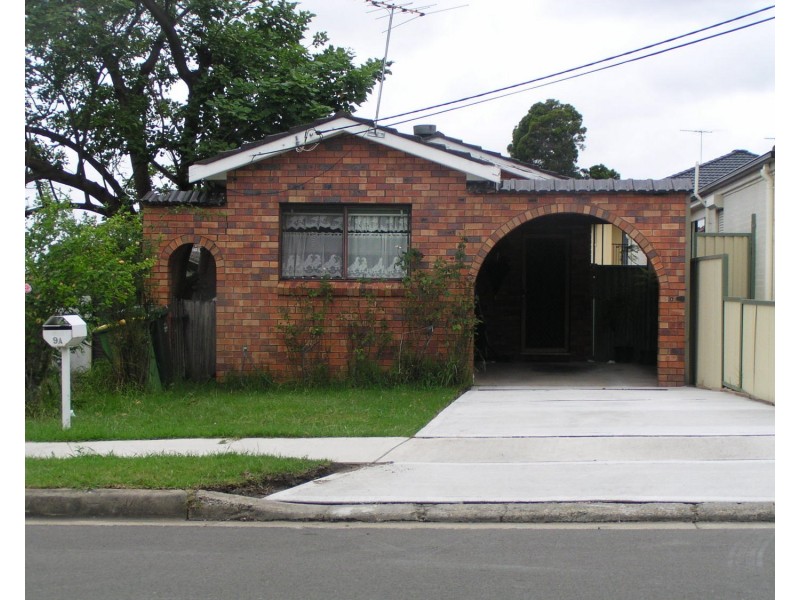 9a Ligar Street, Fairfield NSW 2165