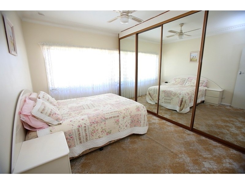 29 Kalora Avenue, Fairfield West NSW 2165