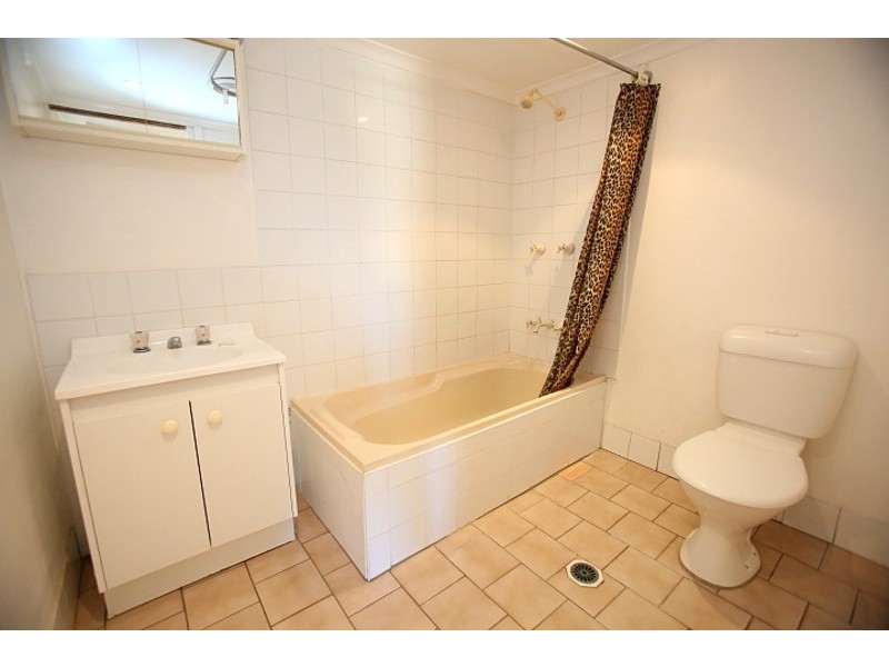 29 Kalora Avenue, Fairfield West NSW 2165