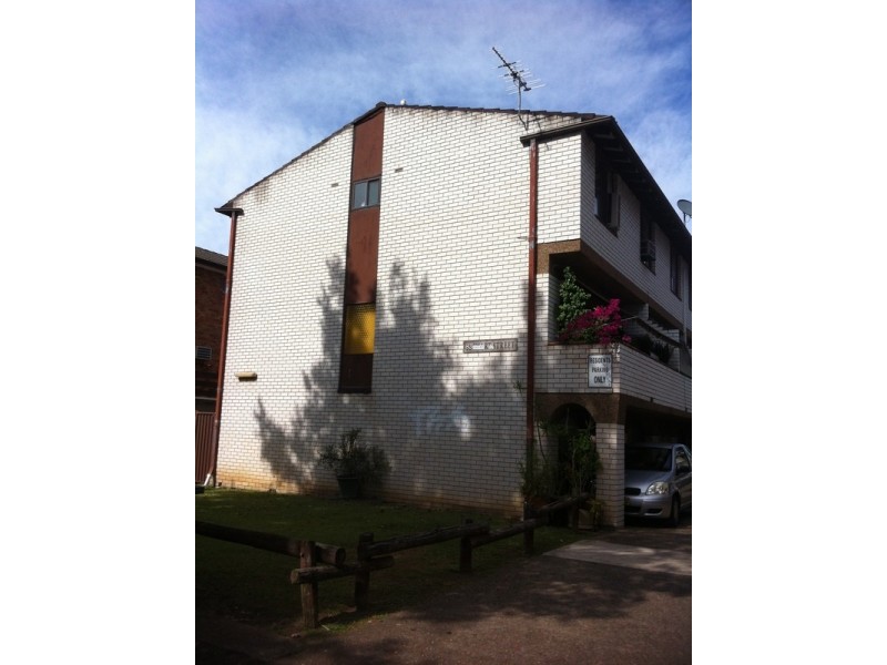 83 Smart Street, Fairfield NSW 2165