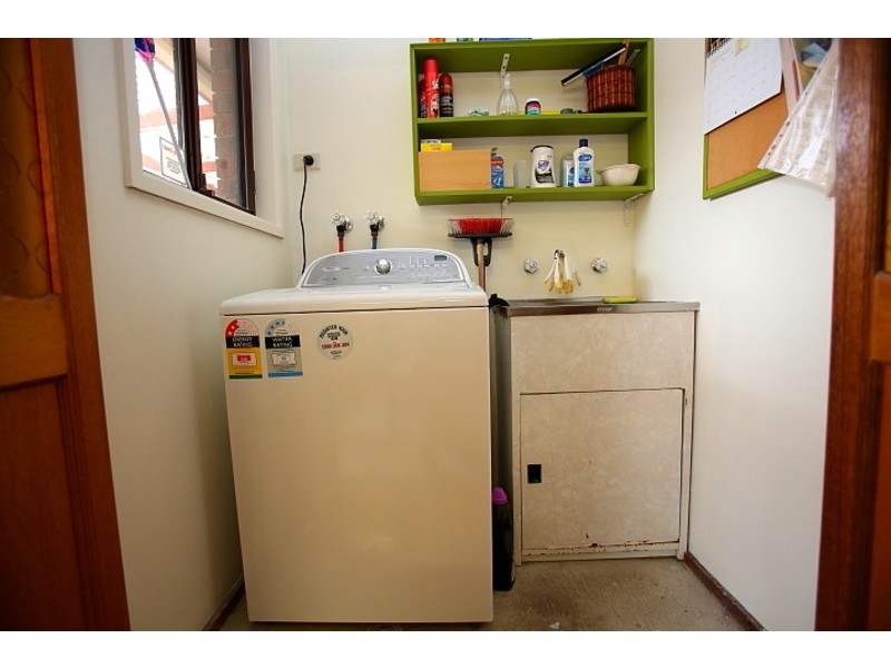 4 Kokoda Place, Bossley Park NSW 2176