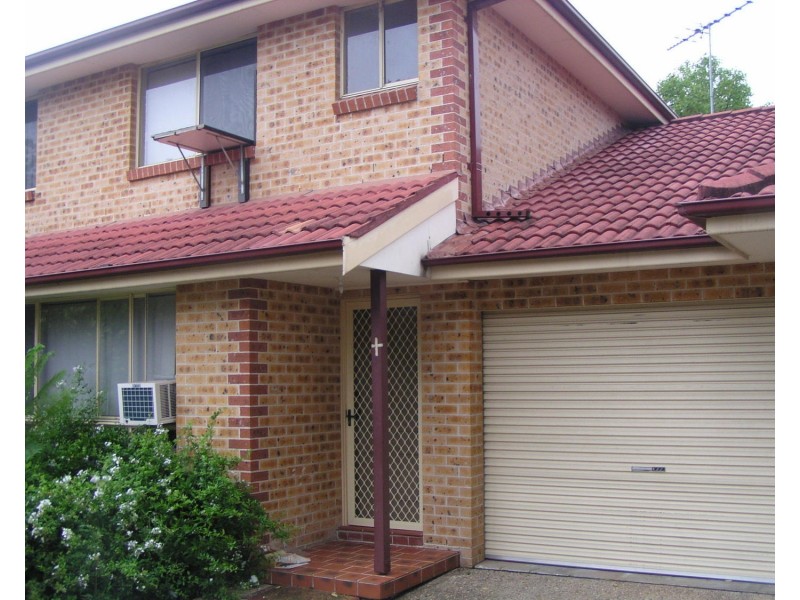 2/29 Stanbrook Street, Fairfield Heights NSW 2165