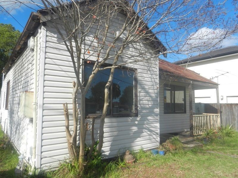 88 Sackville Street, Fairfield NSW 2165