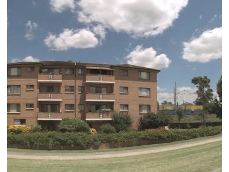 5/5A Fairlight Avenue, Fairfield NSW 2165