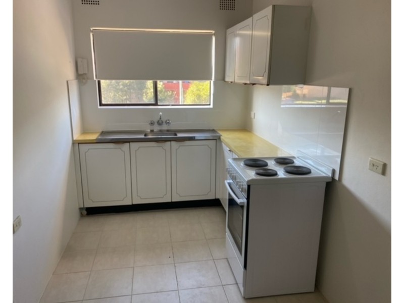 5/5A Fairlight Avenue, Fairfield NSW 2165