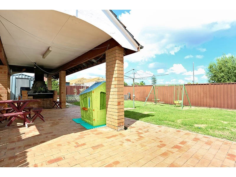 40 Rowley Street, Smithfield NSW 2164
