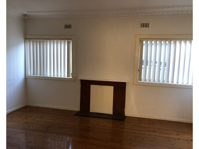 122 The Horsley Drive, Carramar NSW 2163