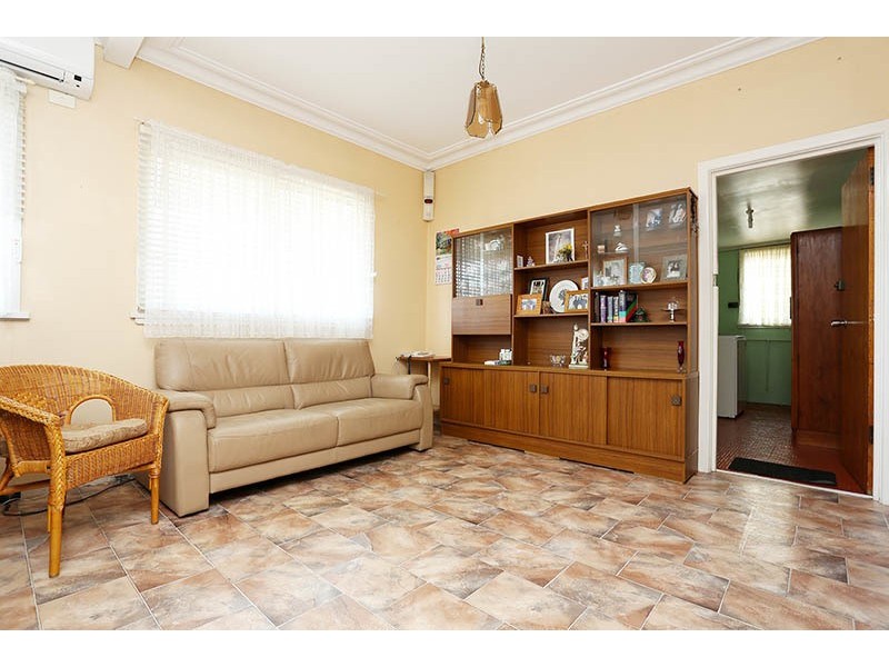 3 Tripoli Road, Fairfield West NSW 2165