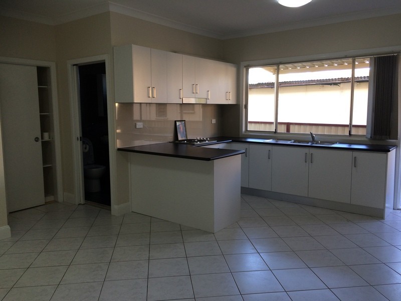 6 Diprose Street, Fairfield NSW 2165