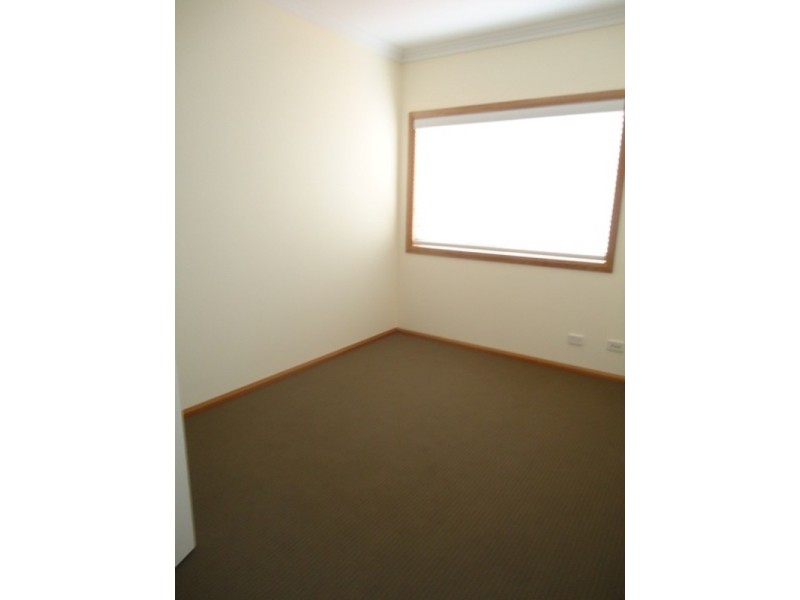 37 Rosedale Street, Canley Heights NSW 2166