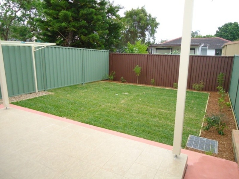 37 Rosedale Street, Canley Heights NSW 2166