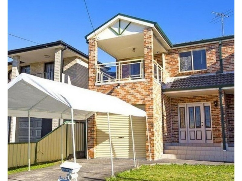 12a Oxley Street, Fairfield NSW 2165