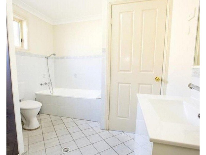 12a Oxley Street, Fairfield NSW 2165