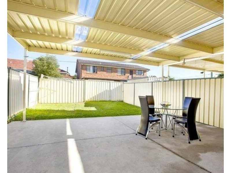 12a Oxley Street, Fairfield NSW 2165