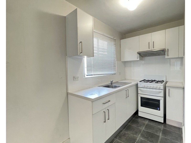 3/235 The Horsley Drive, Fairfield NSW 2165