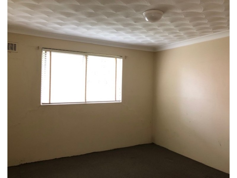 1/8-10 Wrentmore Street, Fairfield NSW 2165