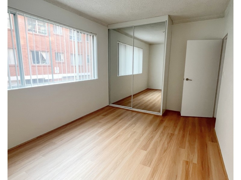 8/168 Sandal Crescent, Carramar NSW 2163