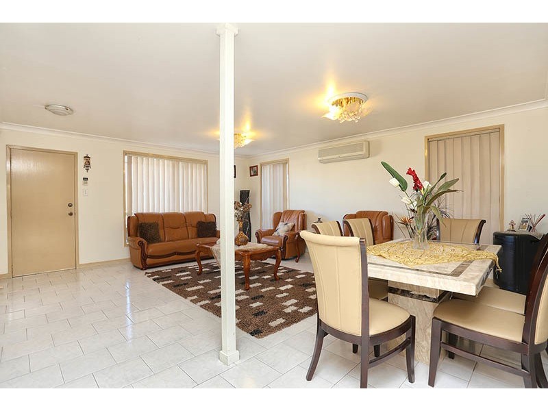 Fairfield West NSW 2165