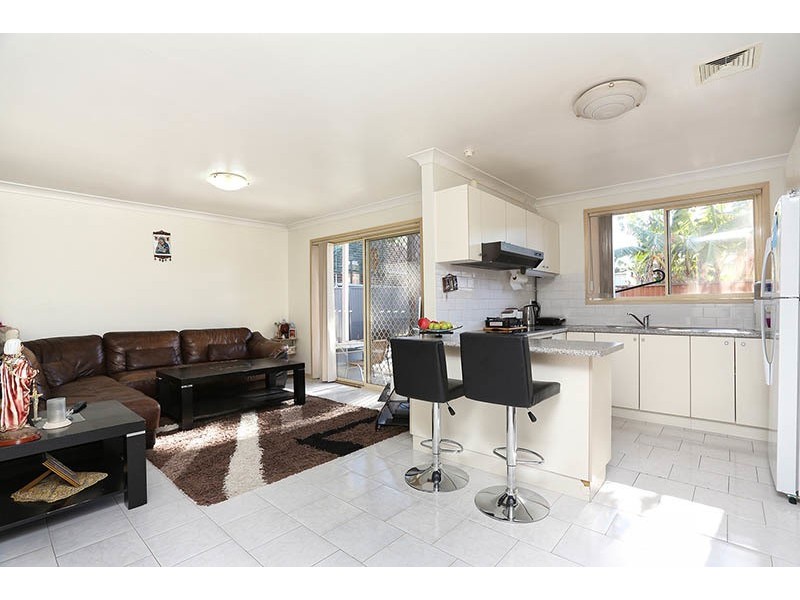 Fairfield West NSW 2165