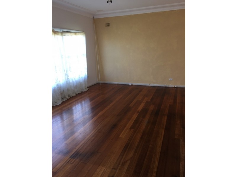 Fairfield West NSW 2165