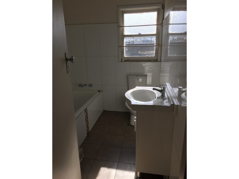 Fairfield West NSW 2165