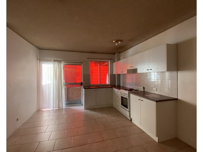 6/1 Waterside Crescent, Carramar NSW 2163