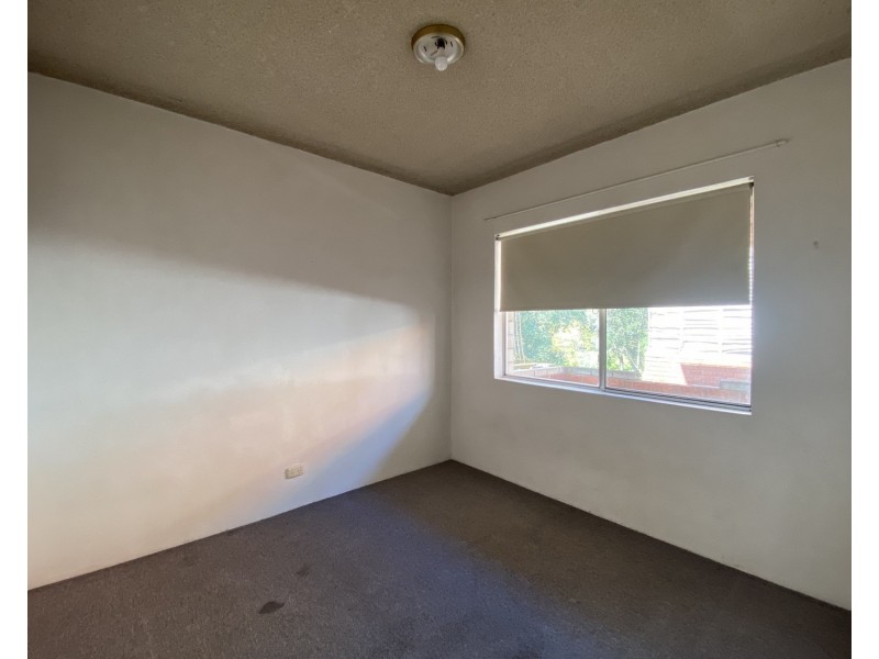 6/1 Waterside Crescent, Carramar NSW 2163