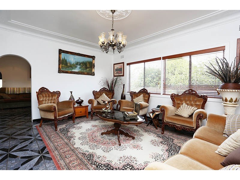 Fairfield East NSW 2165