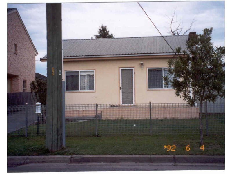 10 Nile Street, Fairfield NSW 2165