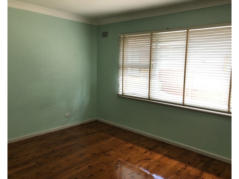 149 King Road, Fairfield West NSW 2165