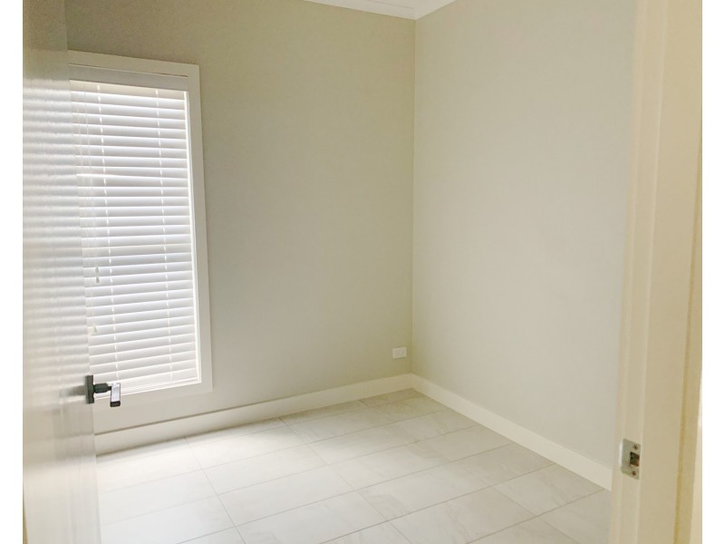 8A Wray Street, Fairfield NSW 2165