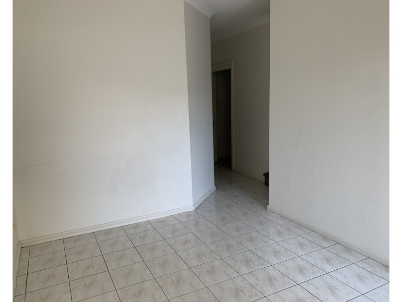 1/10 Dawson Street, Fairfield Heights NSW 2165